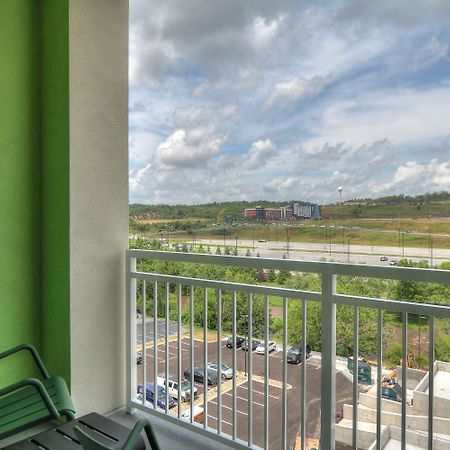 Holiday Inn & Suites Pigeon Forge Convention Center, An Ihg Hotel Exterior photo