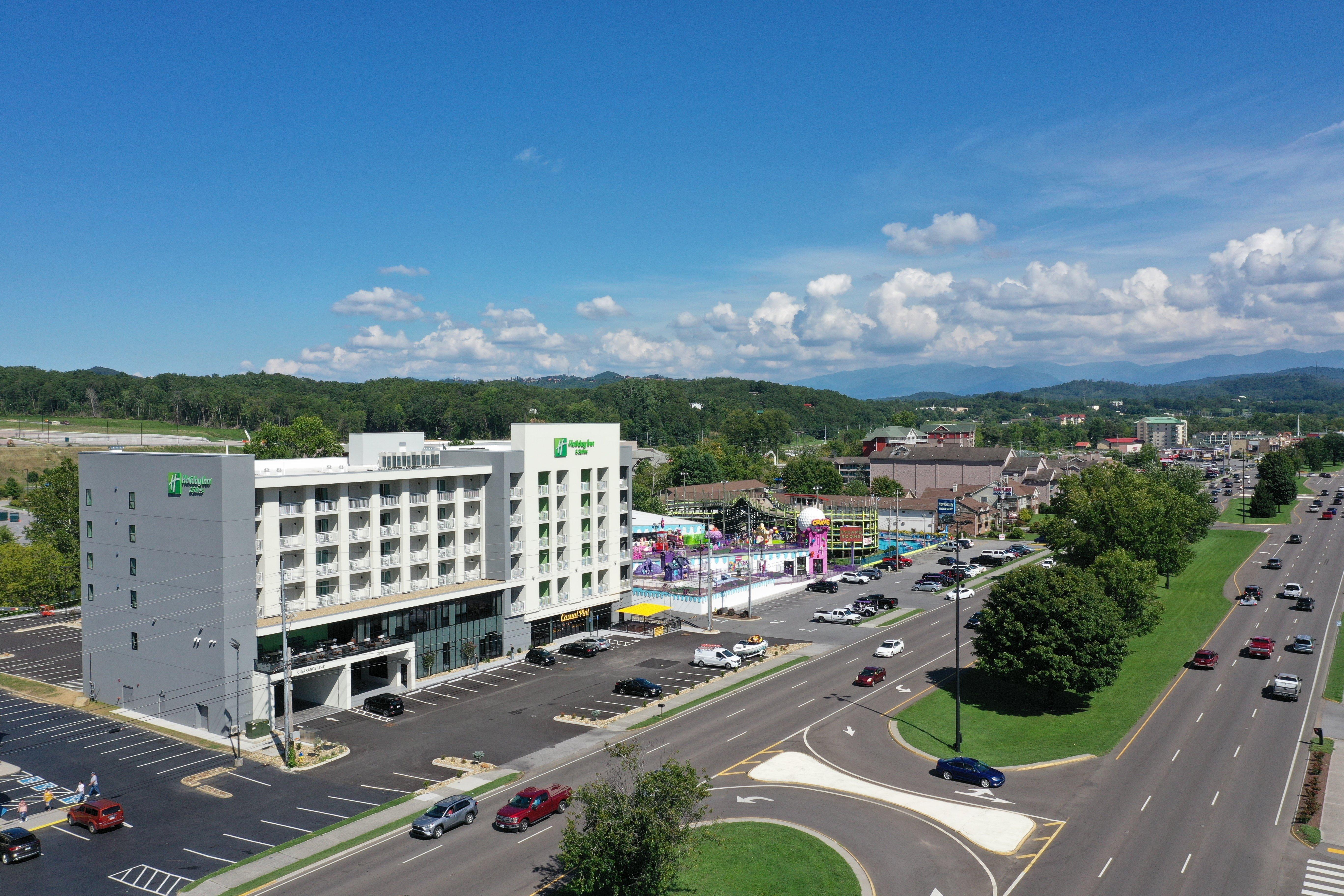 Holiday Inn & Suites Pigeon Forge Convention Center, An Ihg Hotel Exterior photo